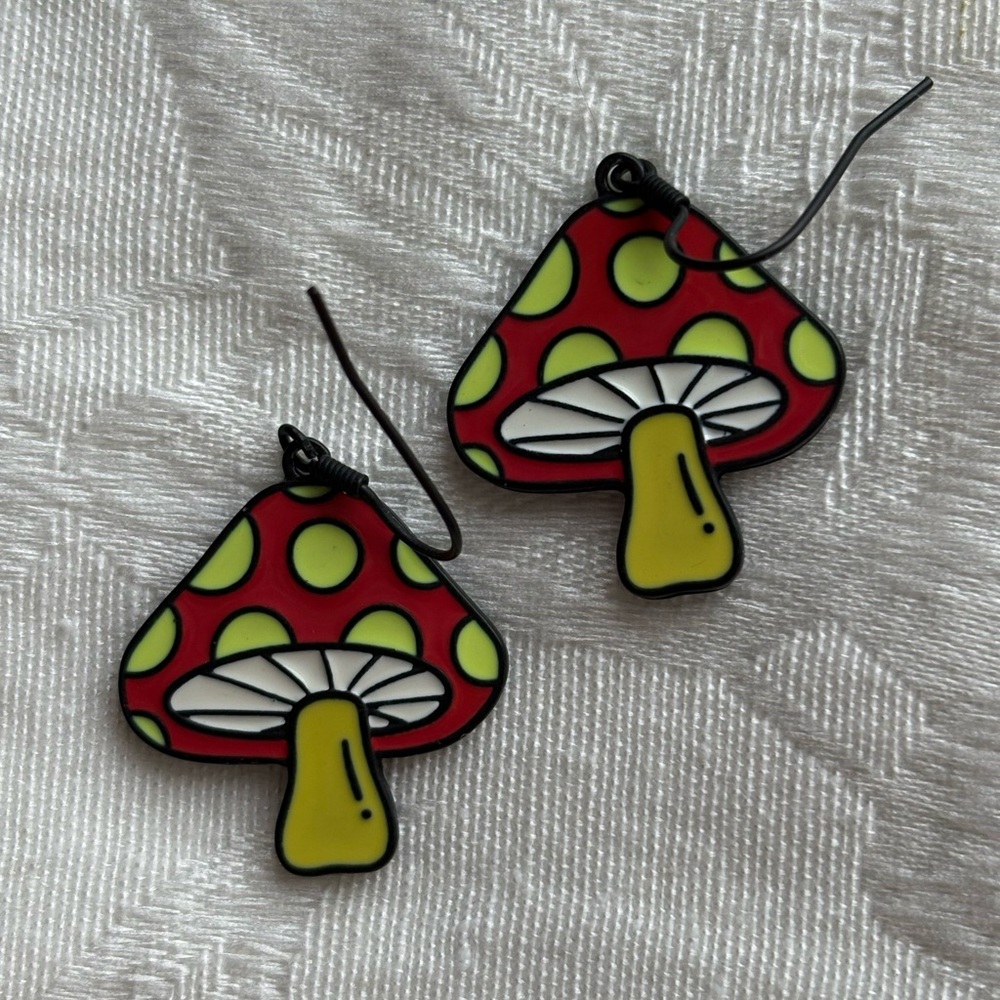 Dangle Mushroom Earrings
